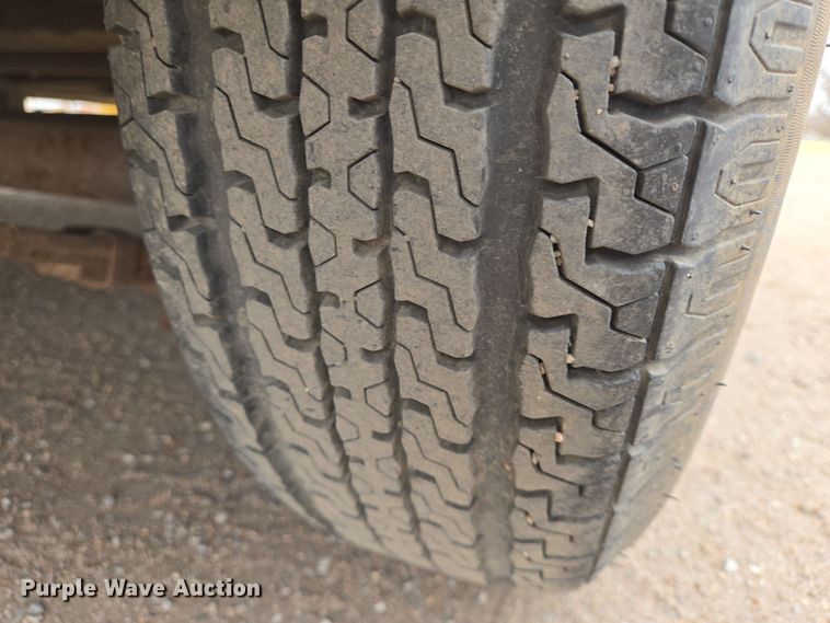 image for item EN8788 2009 Express enclosed cargo trailer