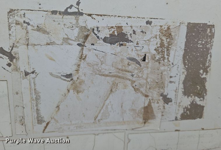 image for item EN8788 2009 Express enclosed cargo trailer