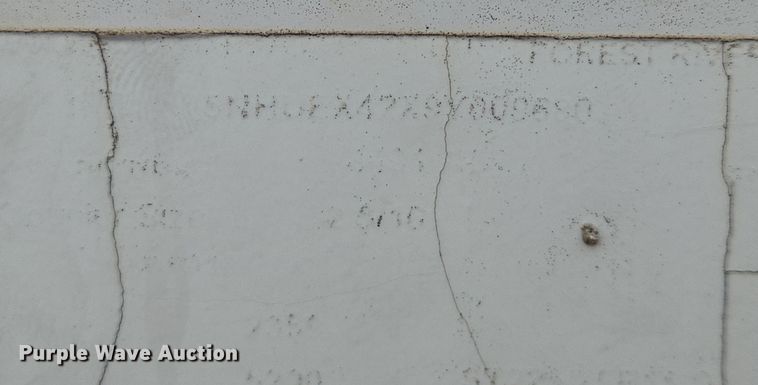 image for item EN8788 2009 Express enclosed cargo trailer