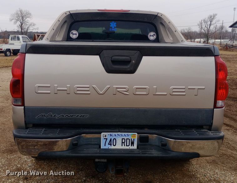 image for item EO0567 2006 Chevrolet Avalanche  Crew Cab pickup truck