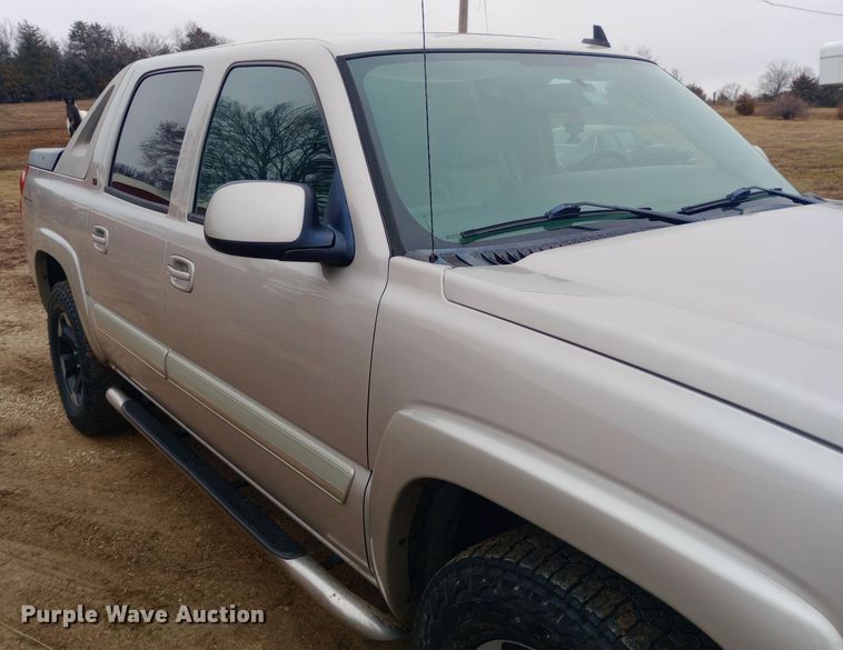 image for item EO0567 2006 Chevrolet Avalanche  Crew Cab pickup truck