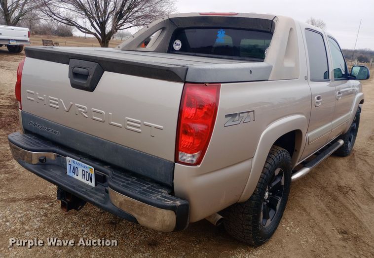 image for item EO0567 2006 Chevrolet Avalanche  Crew Cab pickup truck