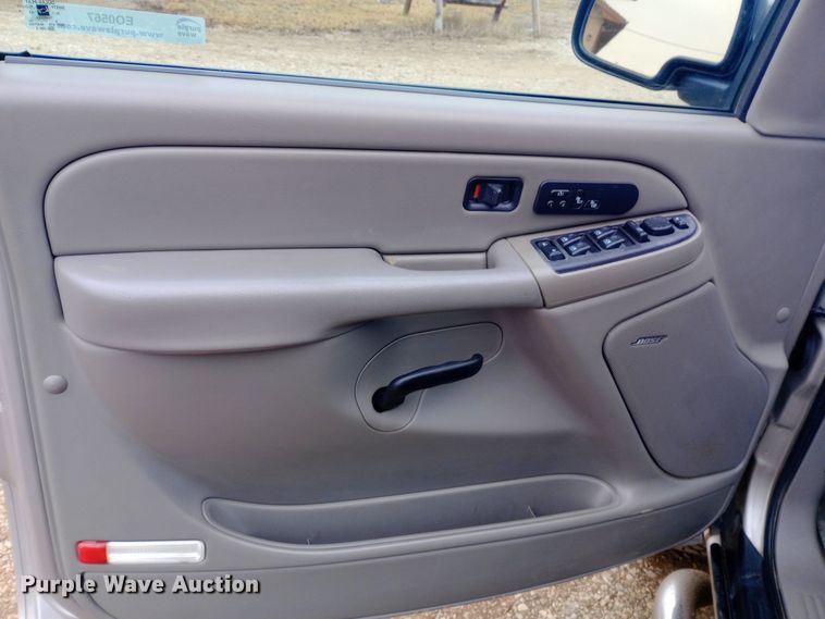 image for item EO0567 2006 Chevrolet Avalanche  Crew Cab pickup truck