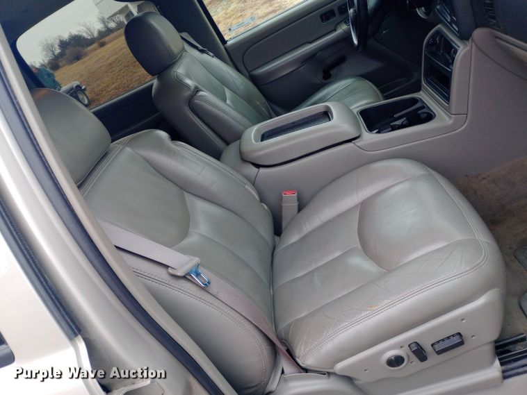 image for item EO0567 2006 Chevrolet Avalanche  Crew Cab pickup truck