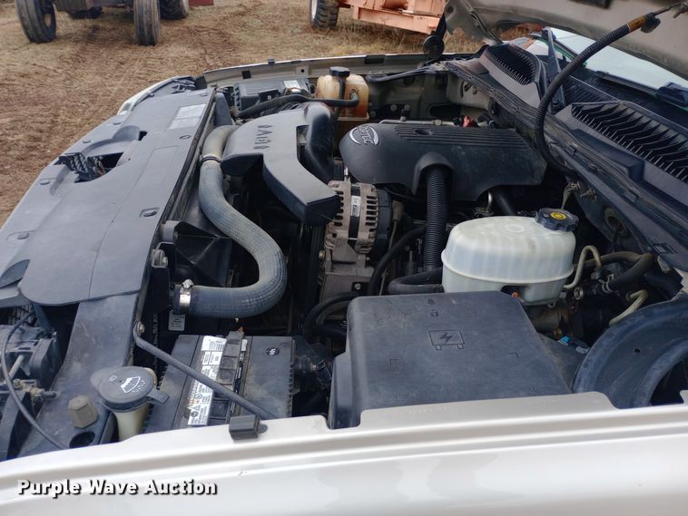 image for item EO0567 2006 Chevrolet Avalanche  Crew Cab pickup truck