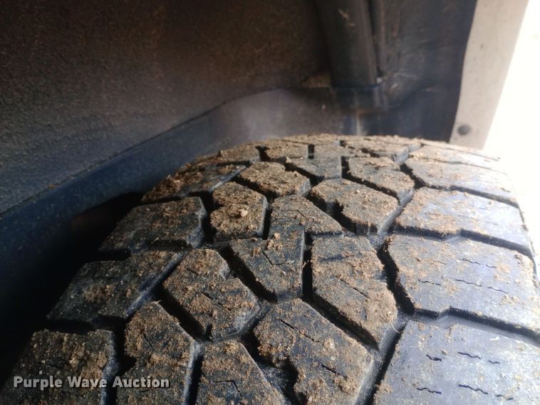 image for item EO0567 2006 Chevrolet Avalanche  Crew Cab pickup truck