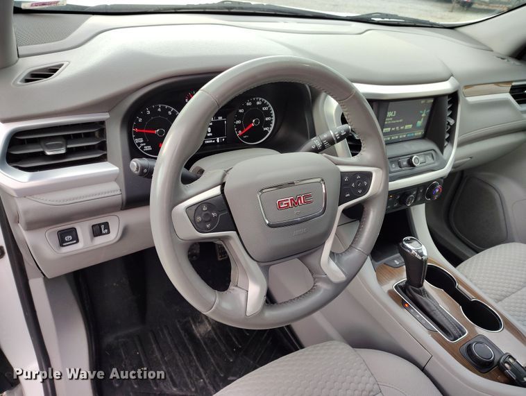 image for item EO9977 2018 GMC Acadia SLE SUV