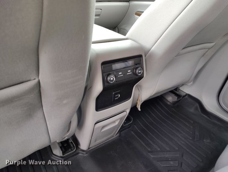 image for item EO9977 2018 GMC Acadia SLE SUV