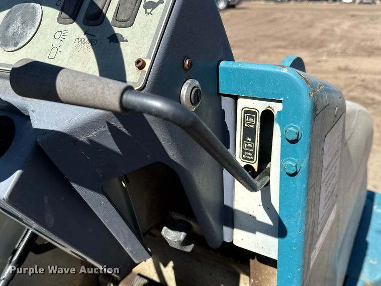 image for item EQ1143 Tennant 6600 sweeper