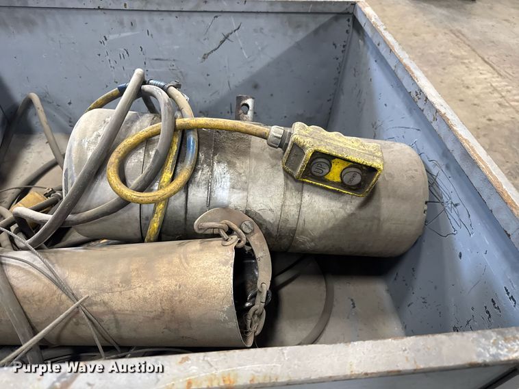 image for item EQ1153 CM chain hoist