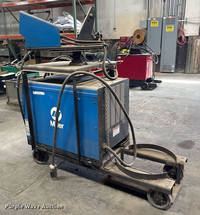 image for item EQ1164 Miller Deltaweld 452 welder