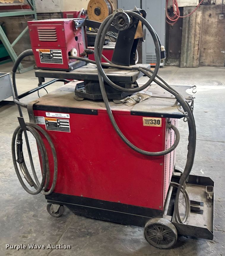 image for item EQ1165 Lincoln Electric CV-400 welder