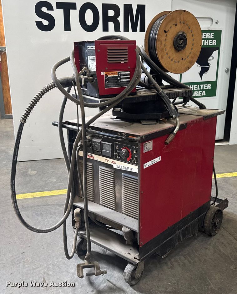 image for item EQ1166 Lincoln Electric CV-400 welder