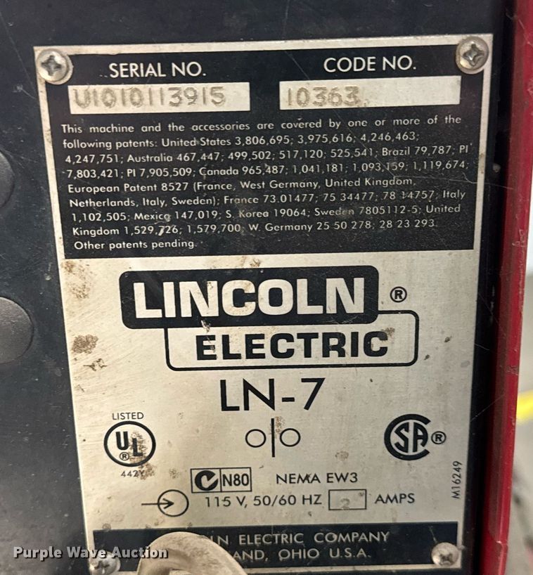 image for item EQ1166 Lincoln Electric CV-400 welder