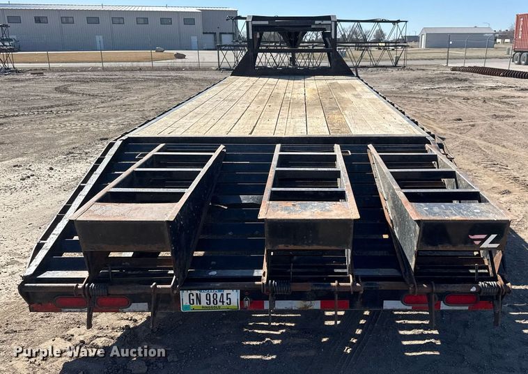 image for item EQ1189 2019 Lamar FS022527 equipment trailer