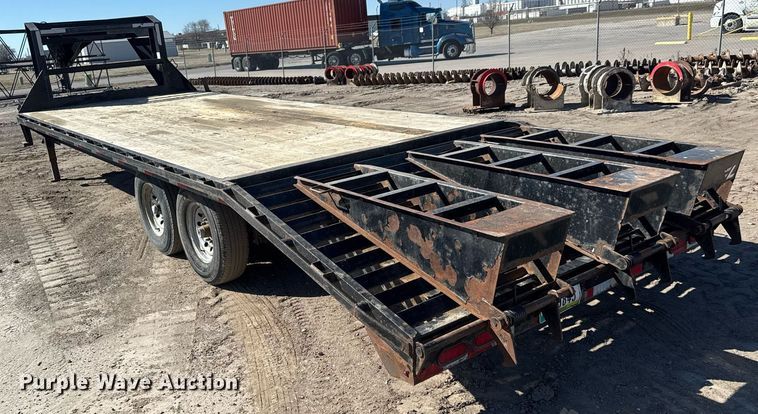 image for item EQ1189 2019 Lamar FS022527 equipment trailer