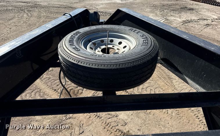 image for item EQ1189 2019 Lamar FS022527 equipment trailer