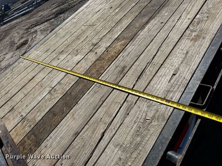 image for item EQ1189 2019 Lamar FS022527 equipment trailer