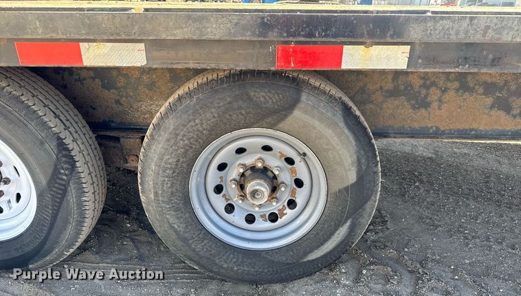 image for item EQ1189 2019 Lamar FS022527 equipment trailer