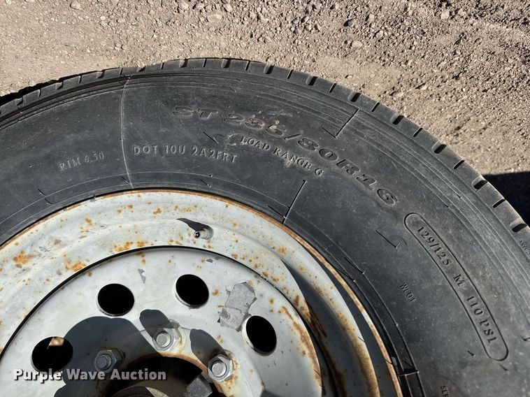 image for item EQ1189 2019 Lamar FS022527 equipment trailer