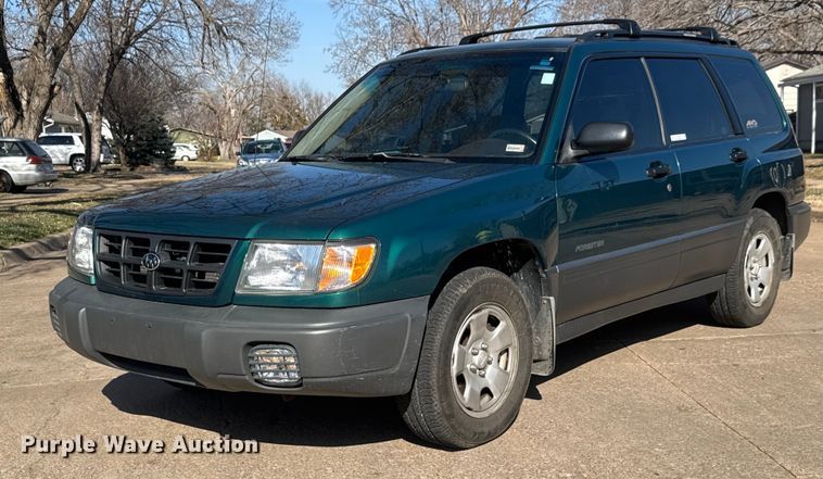 image for item EQ1208 1998 Subaru Forester L SUV