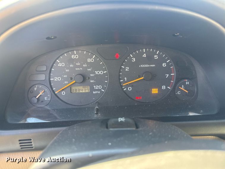 image for item EQ1208 1998 Subaru Forester L SUV