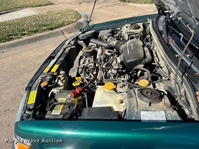 image for item EQ1208 1998 Subaru Forester L SUV