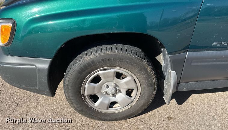 image for item EQ1208 1998 Subaru Forester L SUV