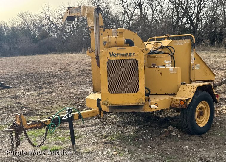image for item EQ1210 1996 Vermeer 1250BC wood chipper
