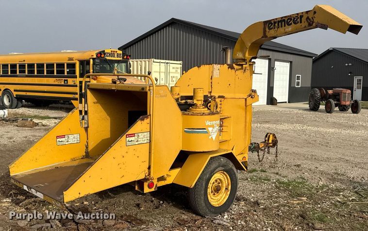 image for item EQ1210 1996 Vermeer 1250BC wood chipper