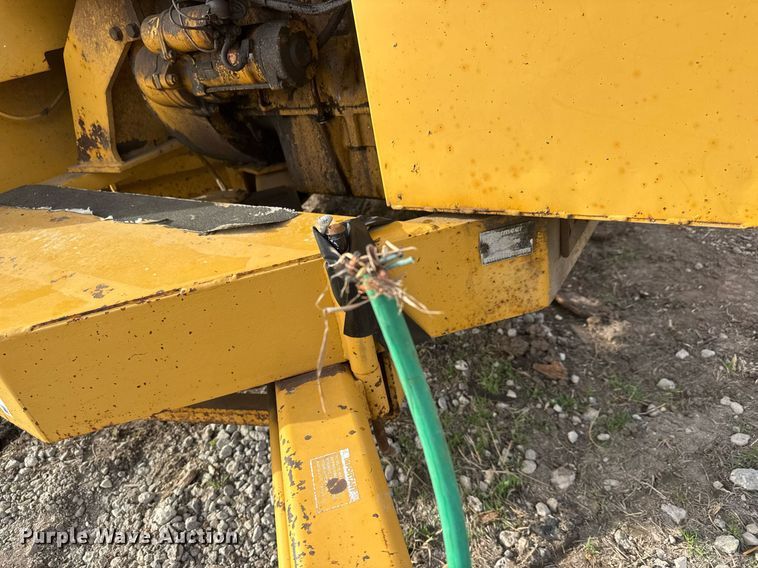 image for item EQ1210 1996 Vermeer 1250BC wood chipper