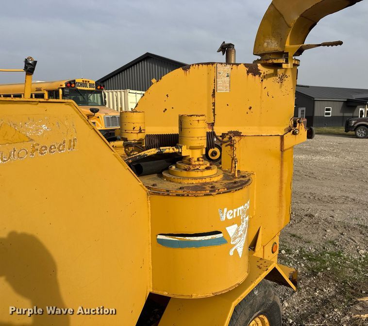 image for item EQ1210 1996 Vermeer 1250BC wood chipper