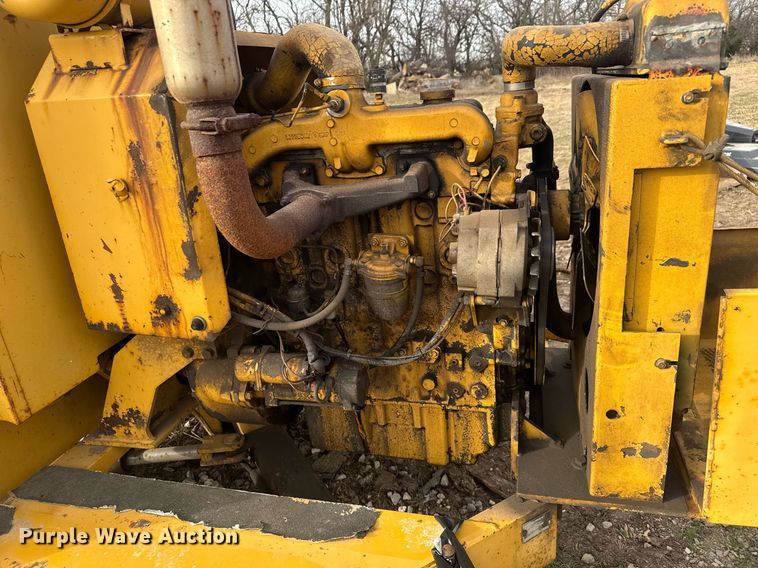 image for item EQ1210 1996 Vermeer 1250BC wood chipper