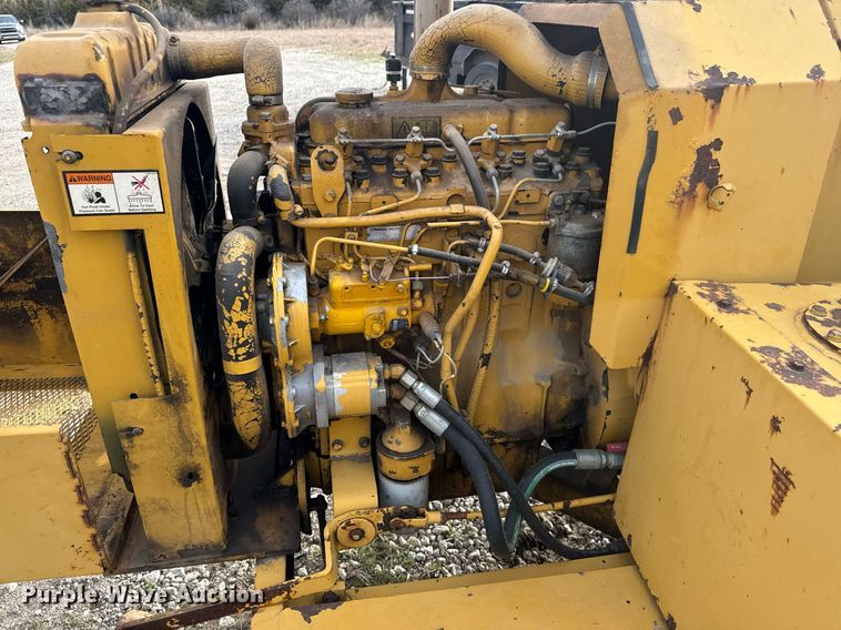 image for item EQ1210 1996 Vermeer 1250BC wood chipper