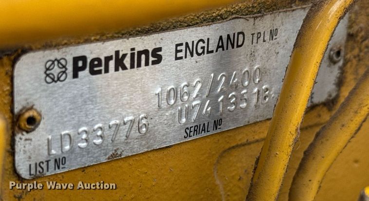 image for item EQ1210 1996 Vermeer 1250BC wood chipper