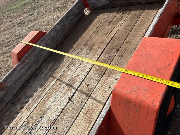 image for item EQ1216 1986 JFW B1FB tilt deck utility trailer