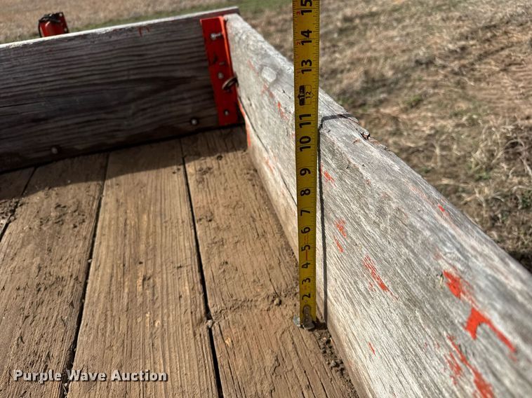 image for item EQ1216 1986 JFW B1FB tilt deck utility trailer