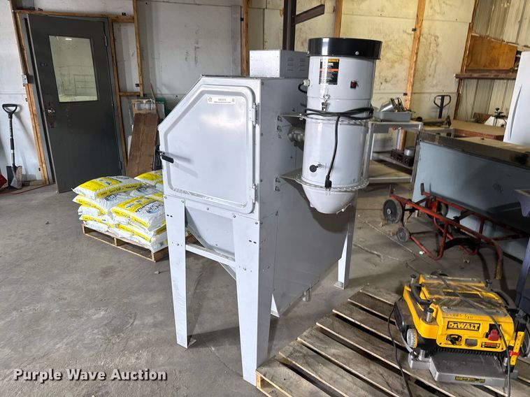 image for item EQ1219 Central Pneumatic sand blast cabinet