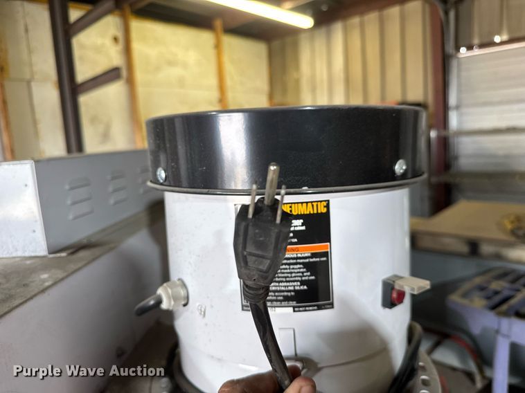 image for item EQ1219 Central Pneumatic sand blast cabinet