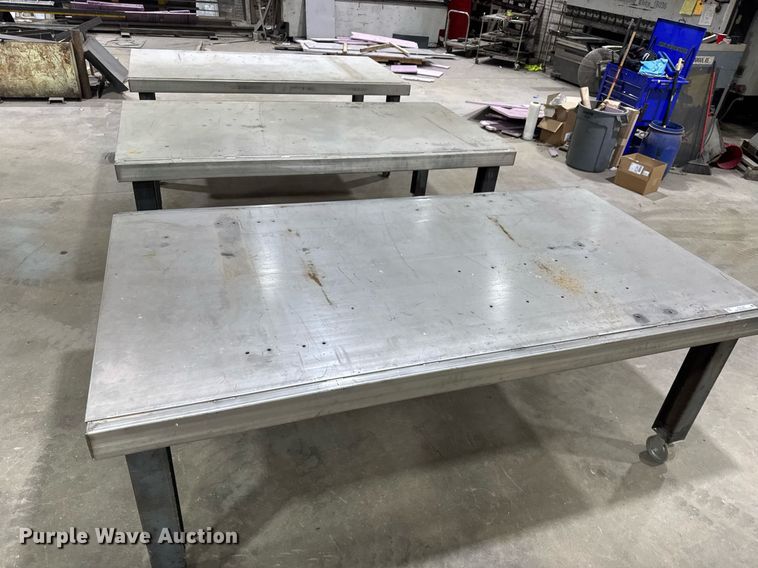 image for item EQ1220 (3) rolling tables