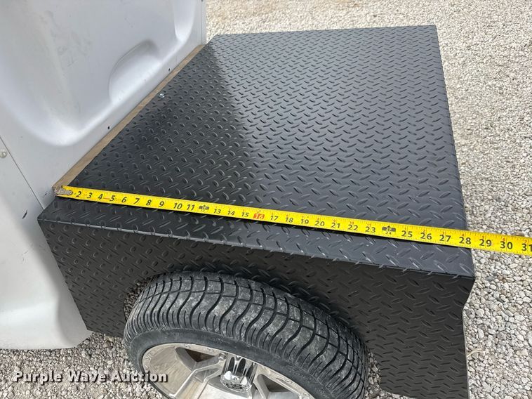 image for item EQ1221 2001 GEM E2 golf cart