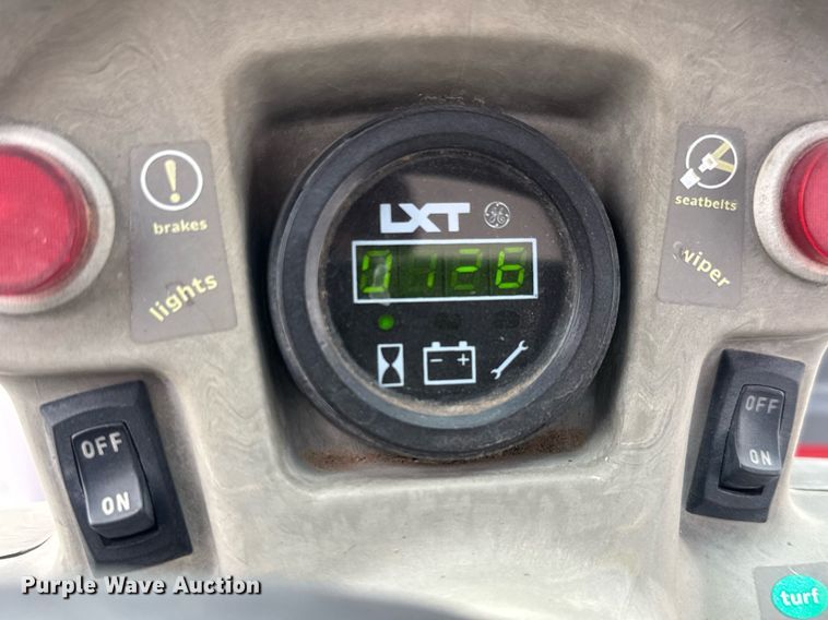 image for item EQ1221 2001 GEM E2 golf cart