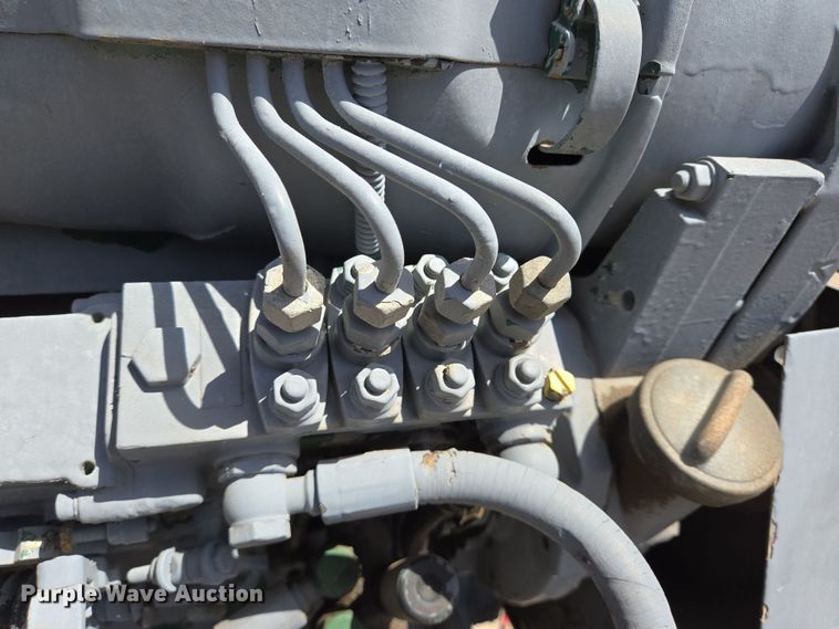 image for item EQ2564 Deutz power unit