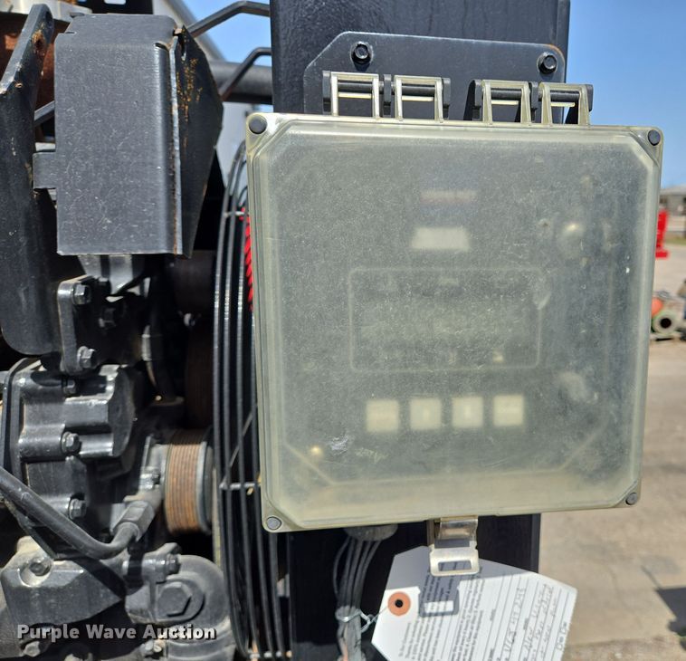 image for item EQ2576 John Deere power unit