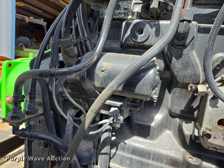 image for item EQ2576 John Deere power unit