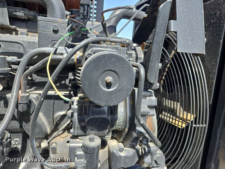 image for item EQ2576 John Deere power unit