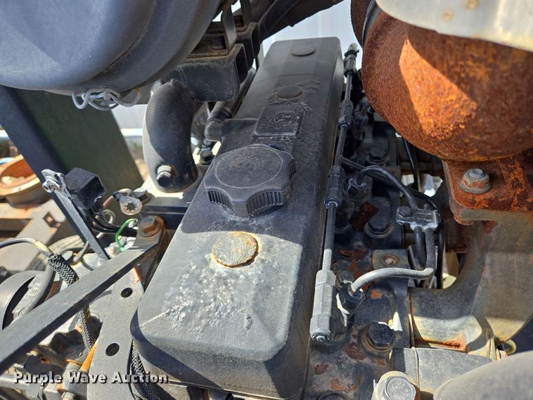 image for item EQ2576 John Deere power unit