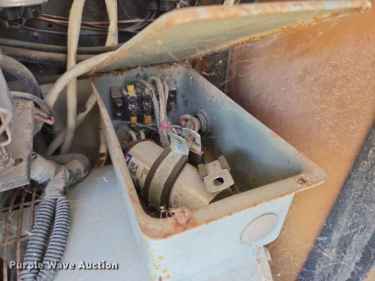 image for item EQ2578 Magnum MLT3060K light plant