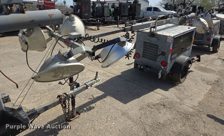 image for item EQ2579 2012 Magnum MLT3060M light plant