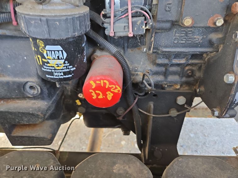 image for item EQ2579 2012 Magnum MLT3060M light plant